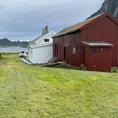 Prestholmen Lofoten Tatil Evi