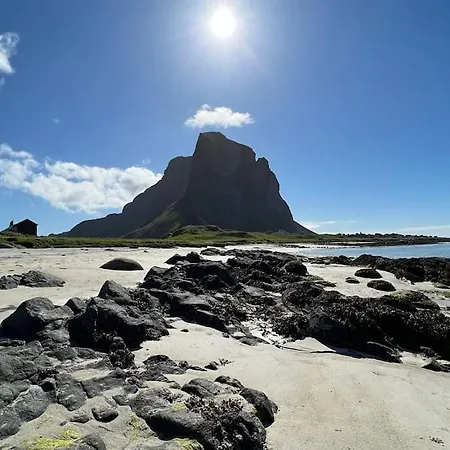 Prestholmen Lofoten Tatil Evi *