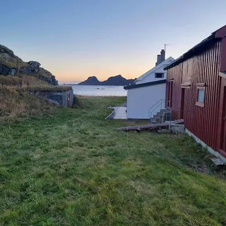 Prestholmen Lofoten Tatil Evi