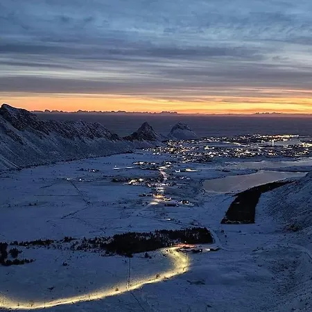 Prestholmen Lofoten Tatil Evi